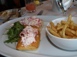 The brunch lobster roll.